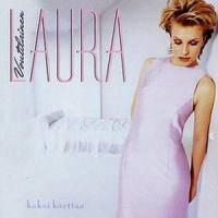 Hotelli rannalla_Laura Voutilainen