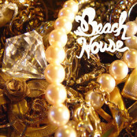 Lovelier Girl_Beach House