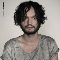 Lengthening Shadows_Telefon Tel Aviv