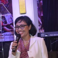 Kita Semua Bersaudara_Kak Yeni,Sierra