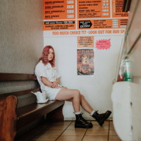Frankie's Girlfriend_Lauran Hibberd