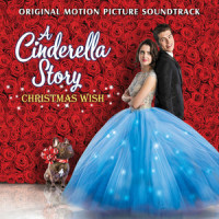 Everybody Loves Christmas_Laura Marano