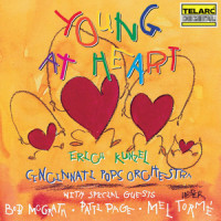 (How Much Is That) Doggie In The Window_Erich Kunzel,Cincinnati Pops Orchestra,Patti Page