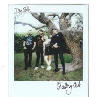 Bleeding Out_Tiny Stills