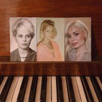Dinner Table_Nina Nesbitt