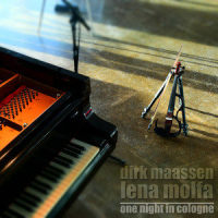 Crossing Oceans(feat. Lena Molfa)_Dirk Maassen,Lena Molfa