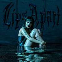 Lips Apart_Alice Glass