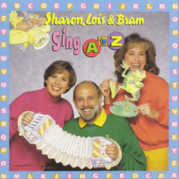 Spelling Medley: Lollipop (Harrigan) ; Cute Little Rhyme; S-M-I-L-E; W-a-L-K Walk; Bingo_Sharon, Lois & Bram,George M Cohan