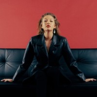 Hold My Love_Sofia Karlberg,Discrete,Tuso