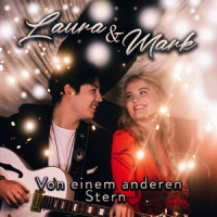 Von einem anderen Stern_Laura & Mark