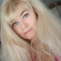WI-FI Lover_Rebecca Bradley