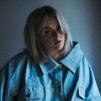 iris_Grace Davies