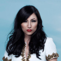 Surrender_Andra And The Backbone