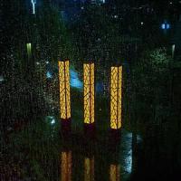 Distant_Vertical Haze