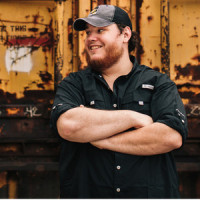 Must've Never Met You (Intro)_Luke Combs