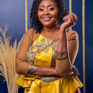 Ki Ashkato Pakk Mikone