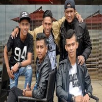 Sudah Ku Tahu_Projector Band