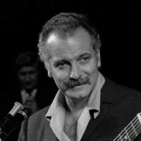Auprès De Mon Arbre_Georges Brassens