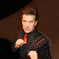 Somebody's Crying_Chris Isaak