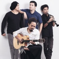 Untuk Perempuan Yang Sedang Dalam Pelukan_Payung Teduh