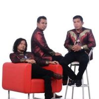 Yps_Safra Trio