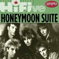 Stay In The Light_Honeymoon Suite