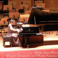 Mozart: Piano Sonata #11 In A, K 331, "Turkish March" - 2. Menuet_Maria João Pires,Wolfgang Amadeus Mozart