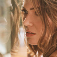 Fifteen_Mandy Moore