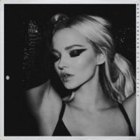 Out Of Touch_Dove Cameron