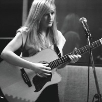 Under The Sheets_Ellie Goulding