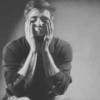 Paper(feat. Blackbear)_Pettros,blackbear