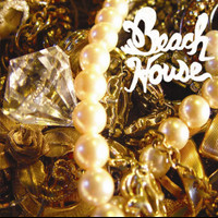 Master Of None_Beach House